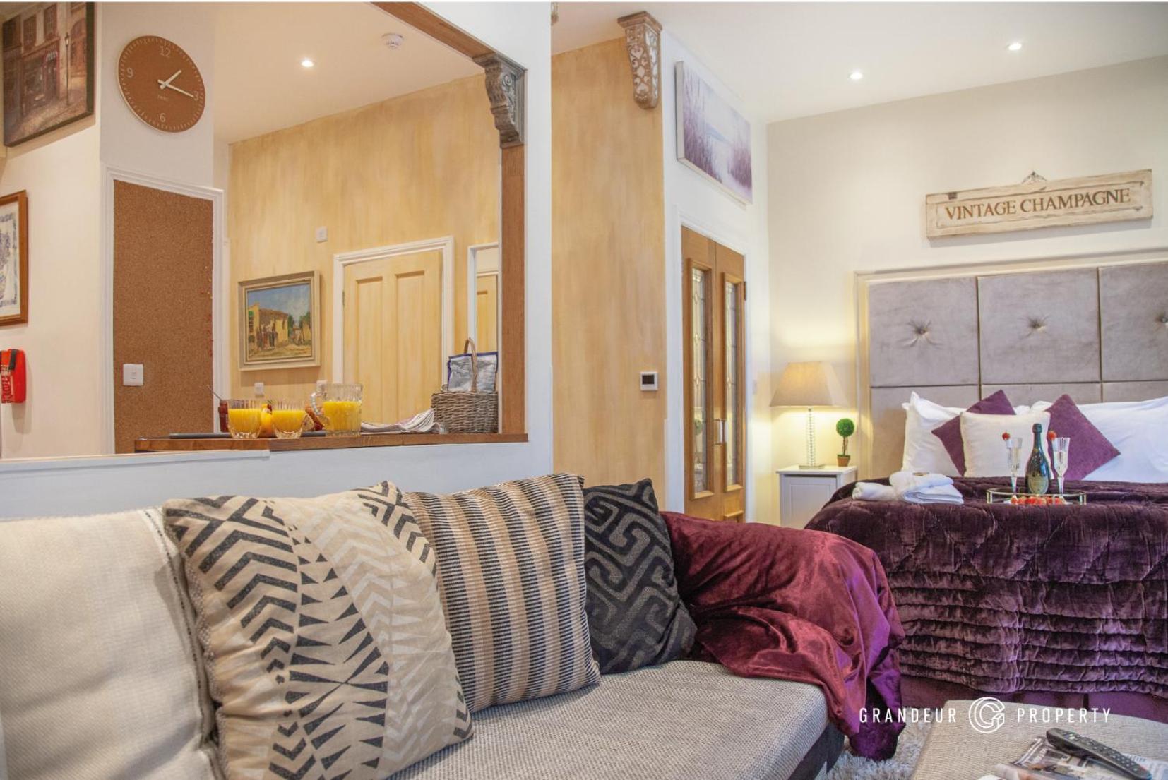 Treetop Suite By Grandeur Property Bournemouth Exterior foto
